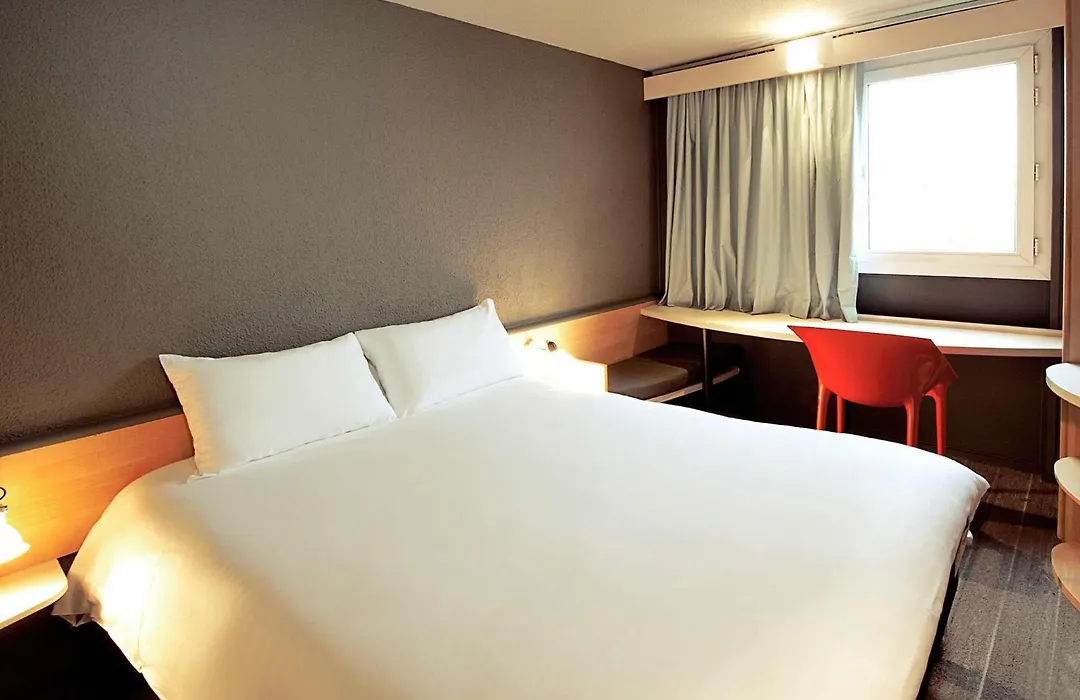 Ibis Hotel Berlin Spandau-1